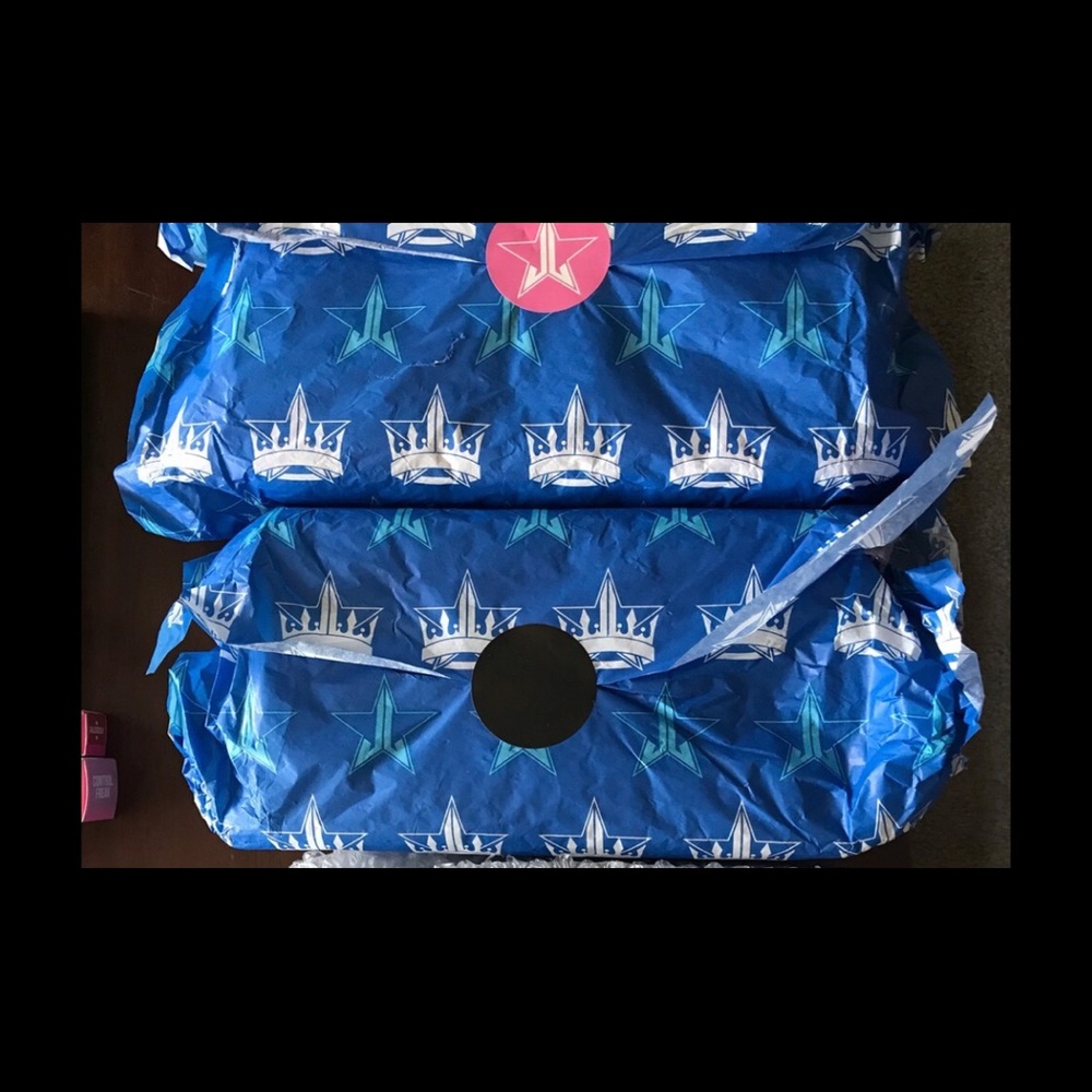 2 JSC Blue Blood Palettes Available